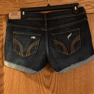 NEW Hollister Destroyed Midi Jean Short- size 5
